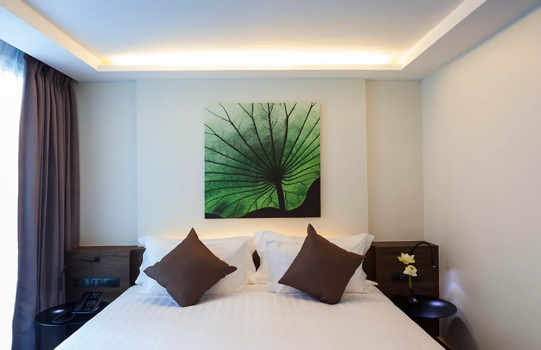 Rakyim Siam - Sukhumvit 15-1